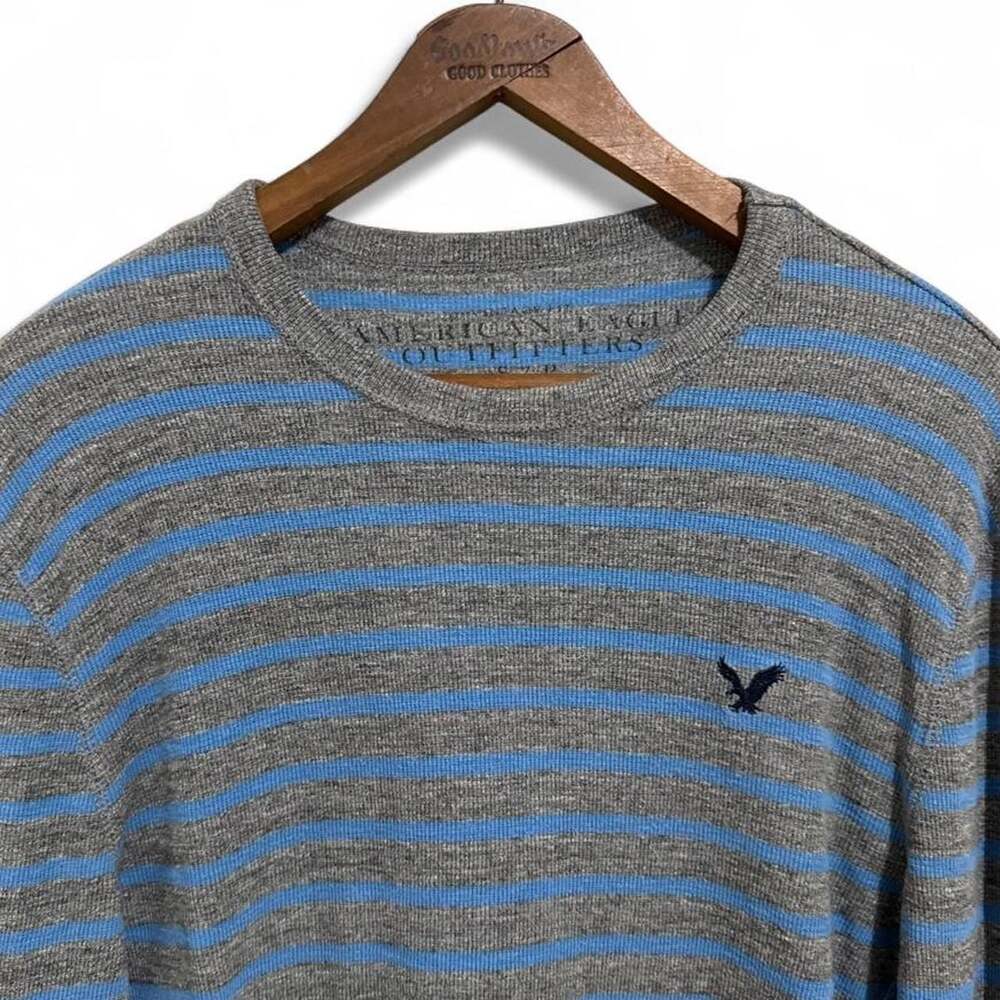 American Eagle Outfitters Gray & Blue Striped Thermal Long Sleeve Shirt